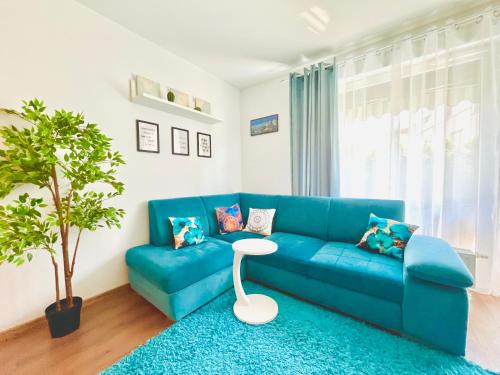 Pradnik Bialy Apartamento | Bronowice Residence Blue - Homey Apartment with Garden and Parking
