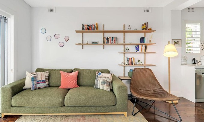 Bronte Apartamento | 'Bronte Beauty' Modern Heritage Style with Balcony