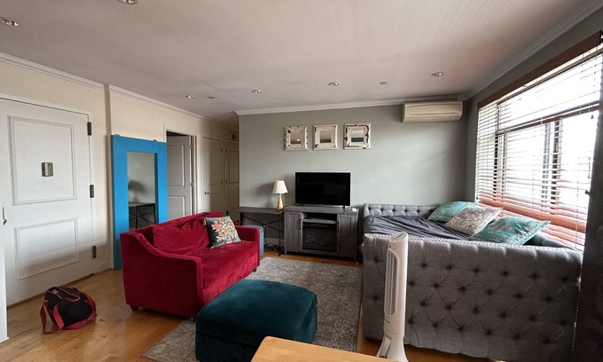 Windsor Terrace Condominio | Brooklyn Sky! Cozy 2BR/2BA Windsor Terrace Condo with private rooftop terrace