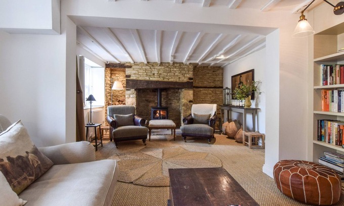 Charlbury Cabaña | Browns Cottage - sleeps 5 guests in 3 bedrooms