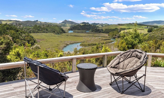 Onerahi Casa | Bruichladdich - Whangarei Private Room