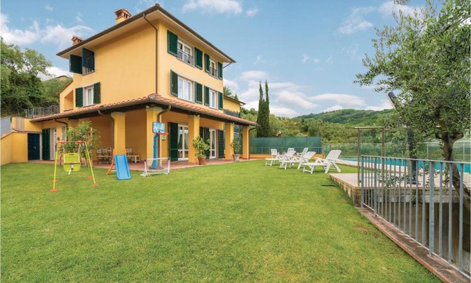 Massa e Cozzile Casa | Brunese