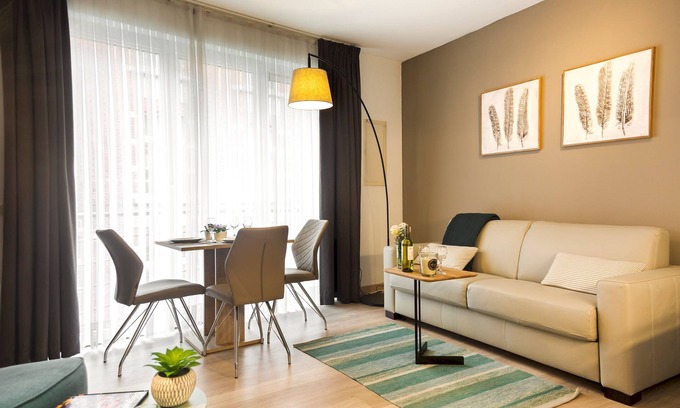 Stalingrad Apartamento | Brussels Center Design Residence