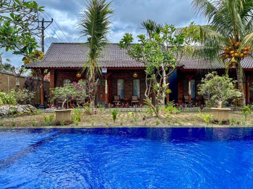 Melayang Cama Y Desayuno | Buana Sari Villas by AGATA