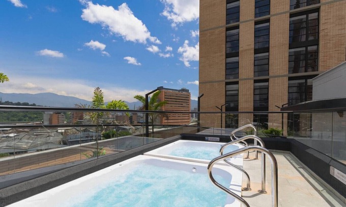 San Diego Apartamento | Bubble & Work - Jacuzzi + Workspace 1BR in Poblado