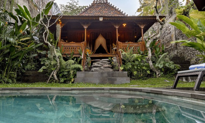Petulu Cama Y Desayuno | Bubu Mesari Ubud Villa