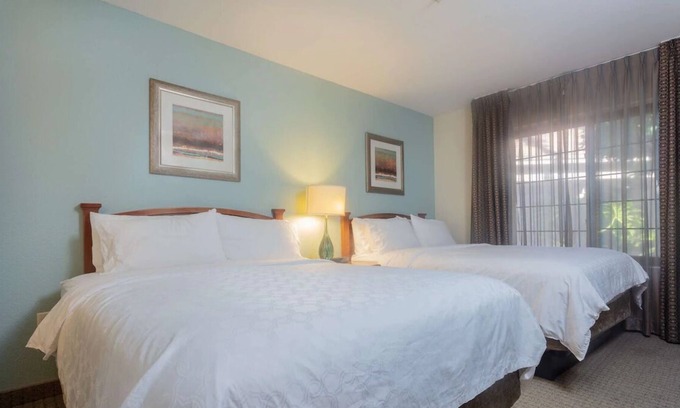 Anaheim Resort Complejo | Budget-Friendly Getaway! 2 Modern Units, Pet-Friendly, with Free Breakfast