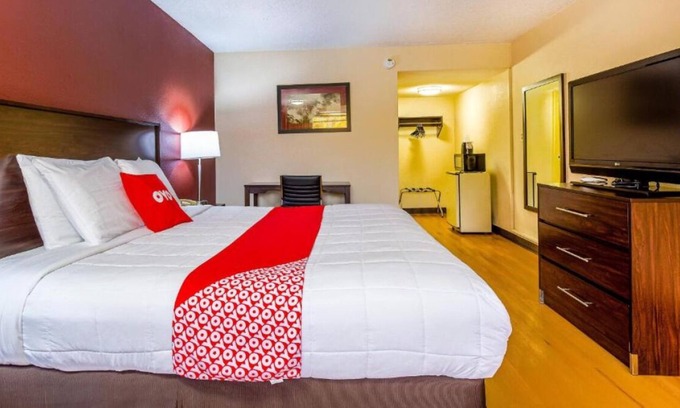 Moline Casa | Budget-Friendly Stay in Moline! Pets Allowed, Near Rock Island Arsenal