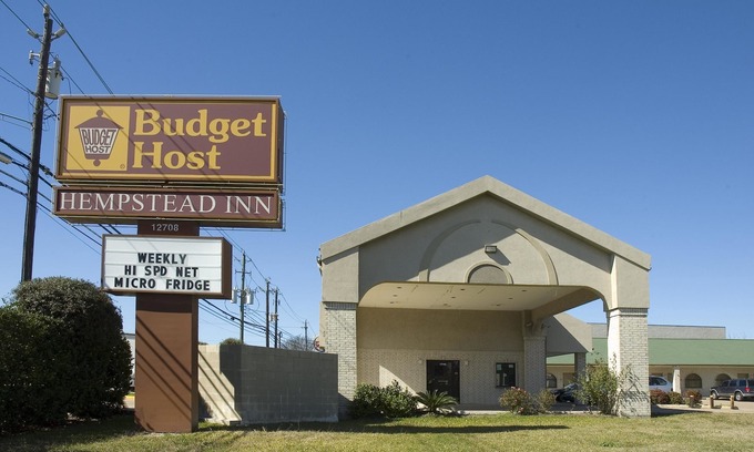 Kempwood Hotel | Budget Host, Hempstead Inn