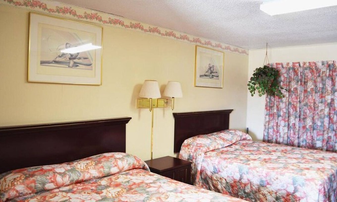 Fairmont Hotel | Budget Inn / 2 camas dobles para no fumadores