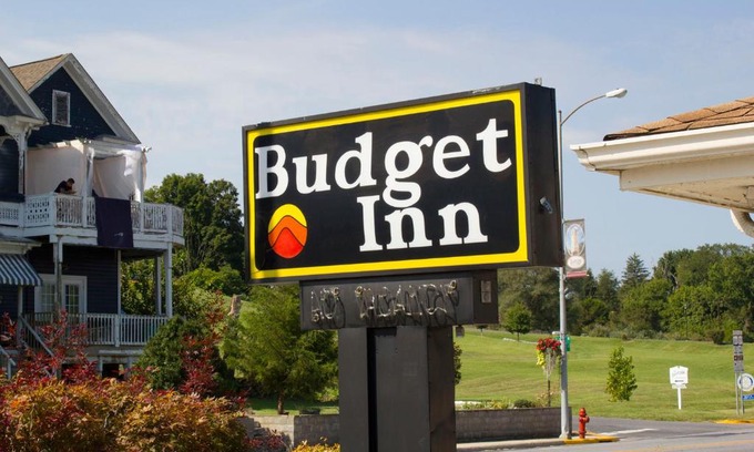 Luray Hotel | Budget Inn