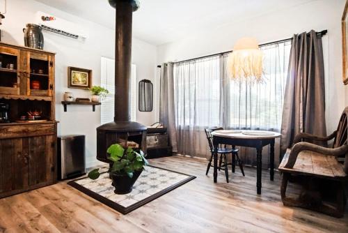 Central Oklahoma City Casa | Budget Studio Near Paseo Art & Uptown Okc #03b