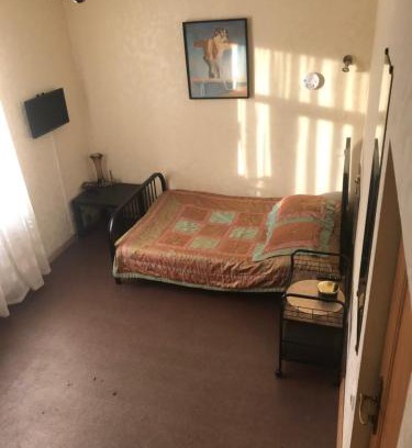 Zolitude Cama Y Desayuno | Budzet room 5 minutes from the airport Riga