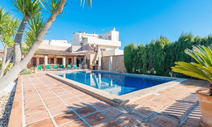 Manacor Villa | Buenos Aires