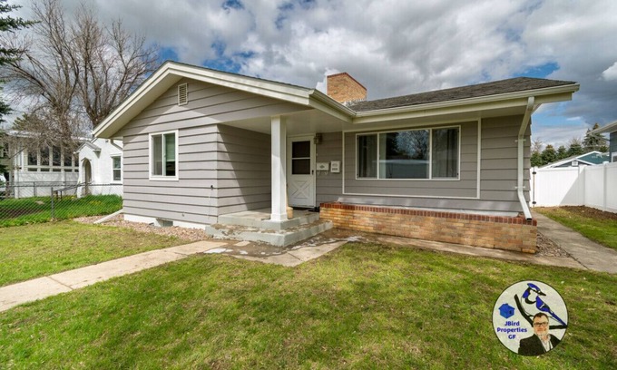 Great Falls Casa | Buffalo Jump Retreat - Extended Stay