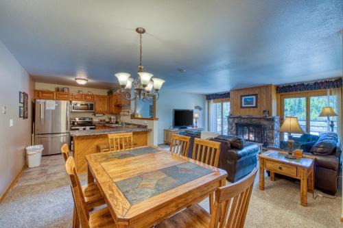 Wildernest Apartamento | Buffalo Village 306