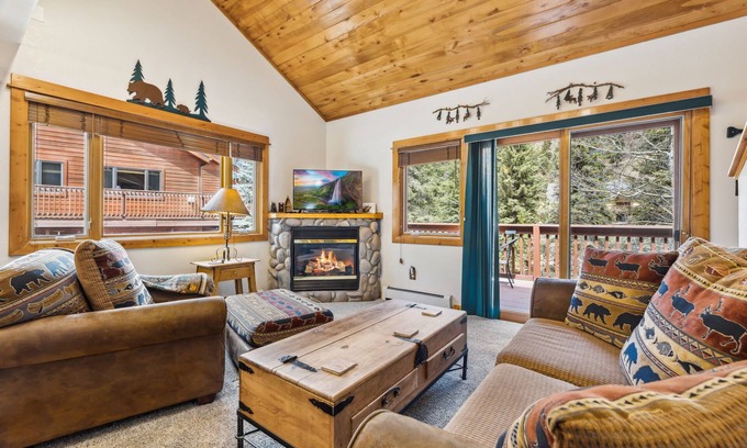 Fall River Estates Condominio | Bugle Pointe A01 (NO HT)