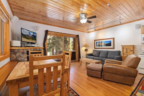 Fall River Estates Apartamento | Bugle Pointe B14 by Estes Park Condos