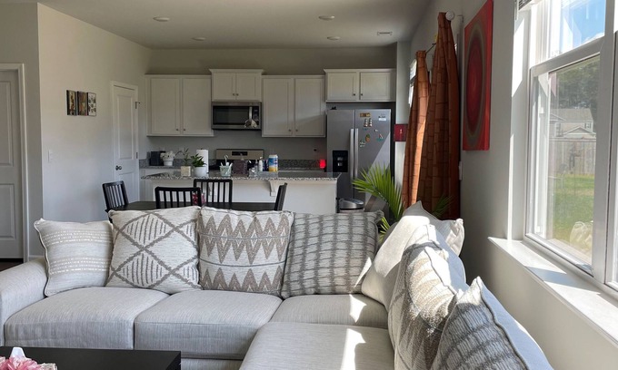 Summerville Casa | Built 2023 4 bed house, owner will be staying on property in 4th master bed room