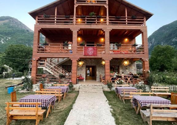 Theth Casa | Bujtina Dreni