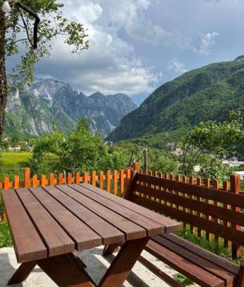 Theth Cama Y Desayuno | Bujtina Pllumi Theth