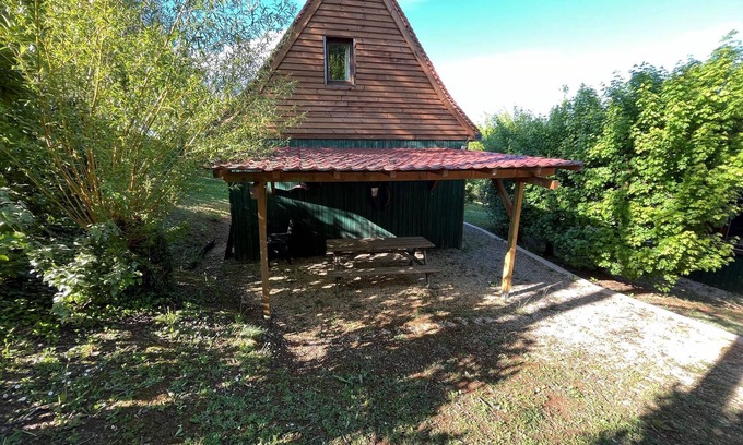 Saint-Avit-Senieur Chalet De Esquí | Camachuelo, Casa Rural en Dordoña