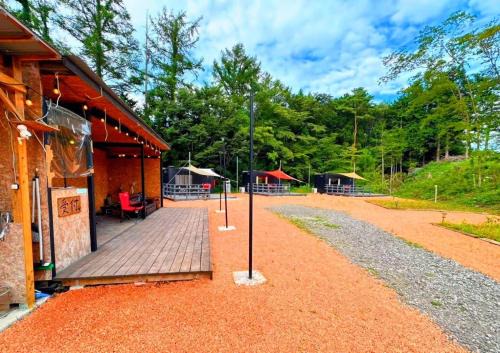Fujikawaguchiko Casa | BULLsキャンプ 富士の麓 自然に囲まれたペットと泊まれるゲストハウス Guesthouse with pets at the foot of World Heritage Mt Fuji