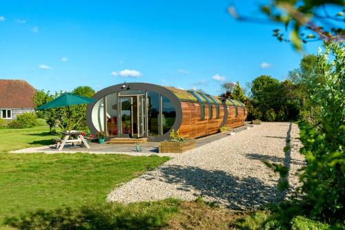 Etchinghill Casa | Bumble Barn