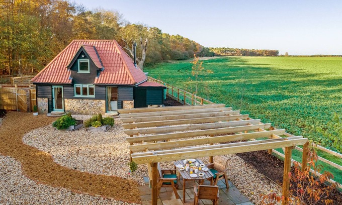 Bury St Edmunds Cabaña | Bumblebee Cottage, Culford Heath, Suffolk
