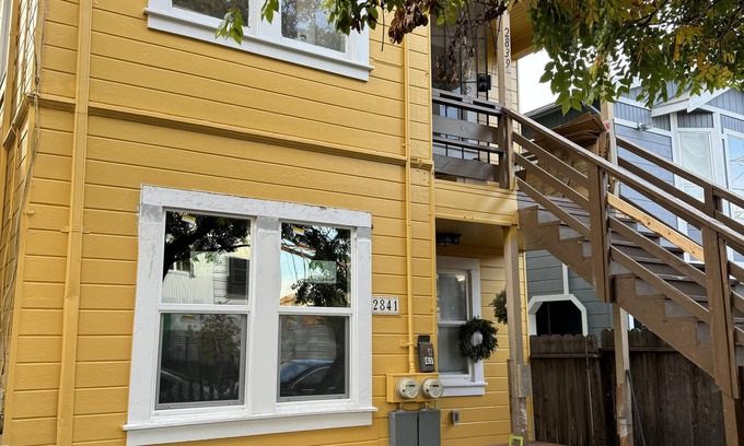 West Oakland Casa | Bumblebee House - NEW 30% OFF Feb March Apr May June July Aug Sept Central Heat