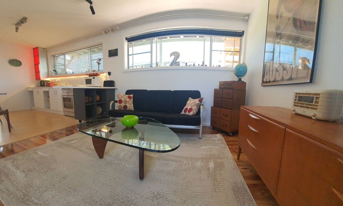 Bundeena Apartamento | Bundeena Funky Flat. Close to everything Bundeena has to offer.