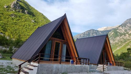 Shale Chalet De Esquí | Bungaja Chalets