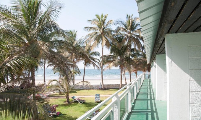 Kotu Apartamento | Bungalow Beach Hotel