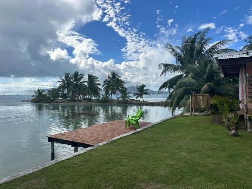 Teahupoo Casa | Bungalow bord de mer, indépendant, chez Josi