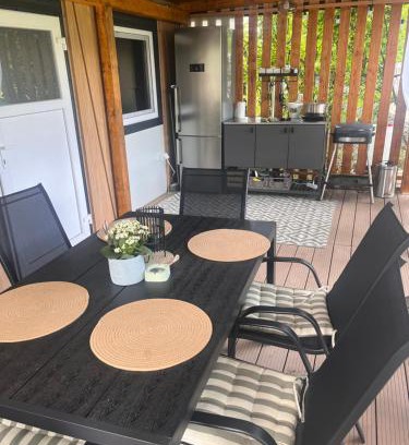 Hrastnik Otro | Bungalow Camp Velenje