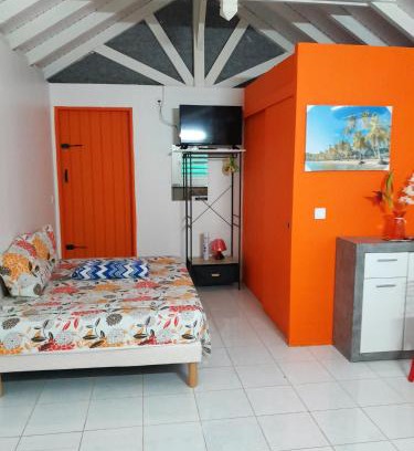 Petit-Bourg Casa | Bungalow charmant à Petit-Bourg avec jardin privatif