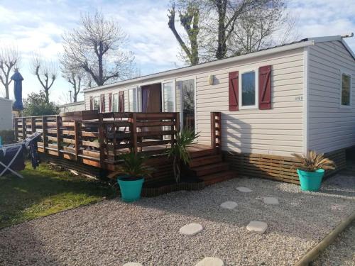 Vias Casa | Bungalow confortable à Vias avec piscine partagée