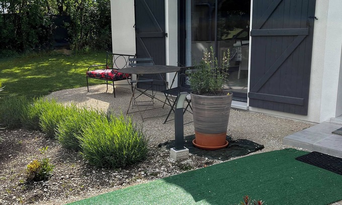 Villeseque Casa | Bungalow fully equipped 2 bedrooms air conditioning swimming pool petanque quiet