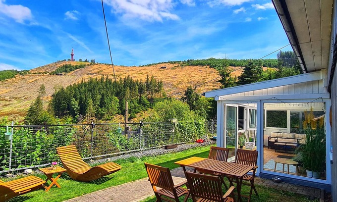 Berlar Casa | Bungalow 'Ferienwohnung Traumblick' con vistas a la montaña, terraza privada y Wi-Fi