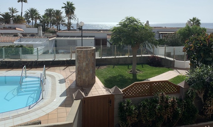 Playa del Aguila Casa | Bungalow in 2 Ebenen, Meerblick, Garten, Schwimmbad und Direkter Strandzugang!