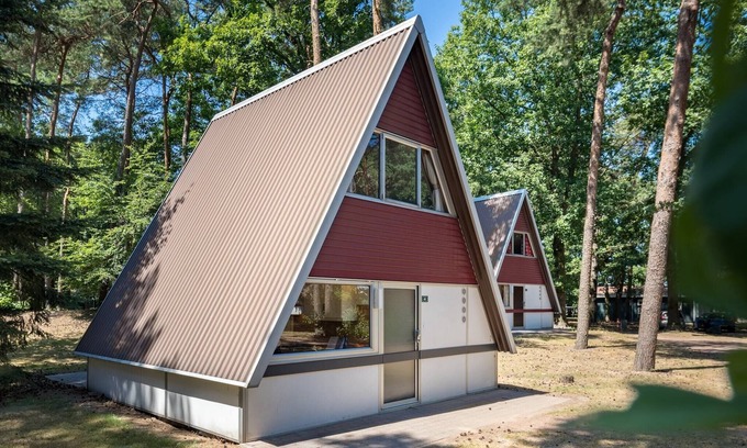 Municipality of Geldrop-Mierlo Casa | Bungalow en Bospark 't Wolfsven en la naturaleza