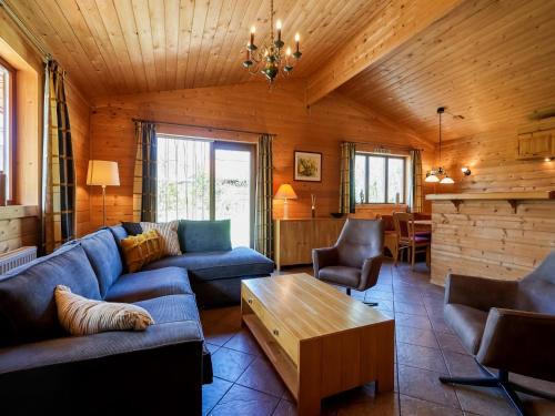 Municipality of Rijssen-Holten Casa | Bungalow in Holten near Forest Trails, cleaning included