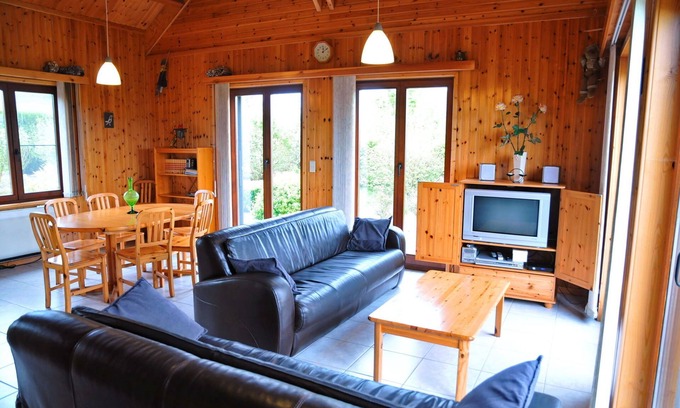 Mont-Gauthier Casa | Tranquila Casa de vacaciones en Rochefort con vistas al jardín