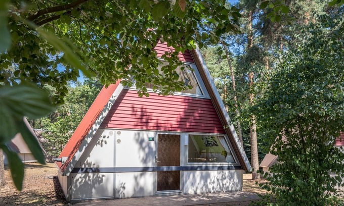 Municipality of Geldrop-Mierlo Casa | Bungalow en Wolfsven junto a la naturaleza