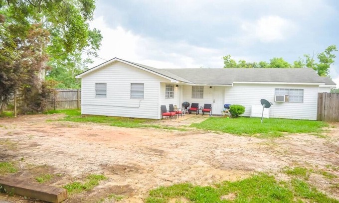 Grand Bay Casa | Bungalow near Main Street - #1