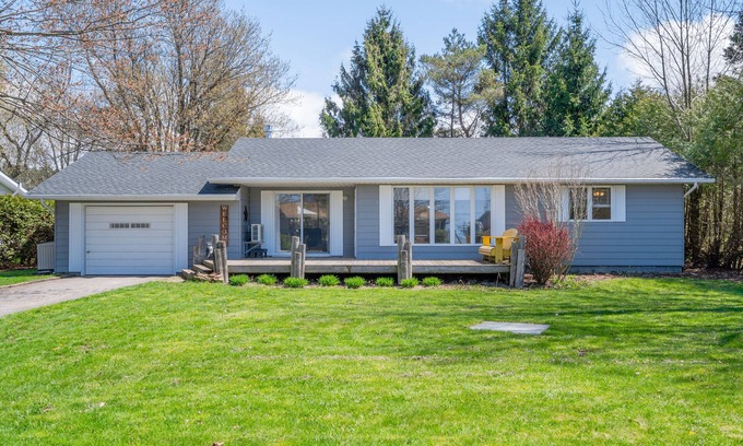 Zurich Cabaña | Bungalow of Bliss - Family Cottage on Lake Huron