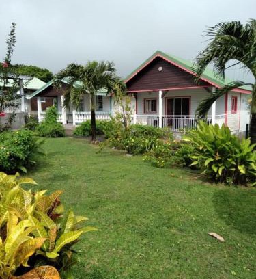 Capesterre-Belle-Eau Apartamento | Bungalow ROUGE GITES PASSION