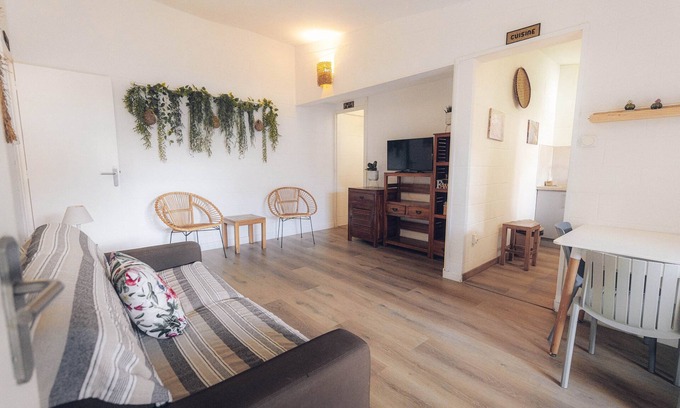 L'Ermitage-les-Bains Casa | BUNGALOW T3 en residencia con jardín tropical a 300 m de la laguna