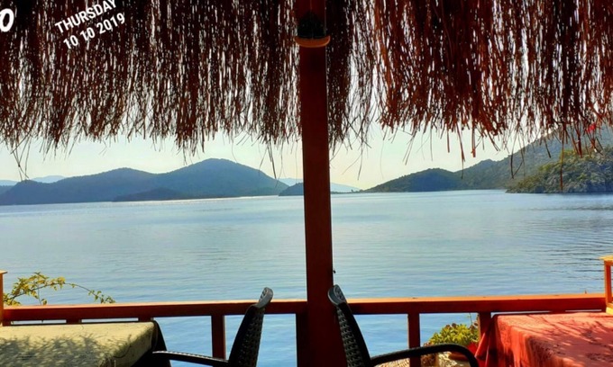 Ortakentyahsi Belediyesi Casa | Bungalow With Pier Terrace View in Bozburun