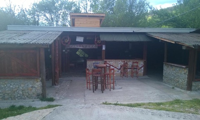 Bastasi Otro | Bungalows Ivona
